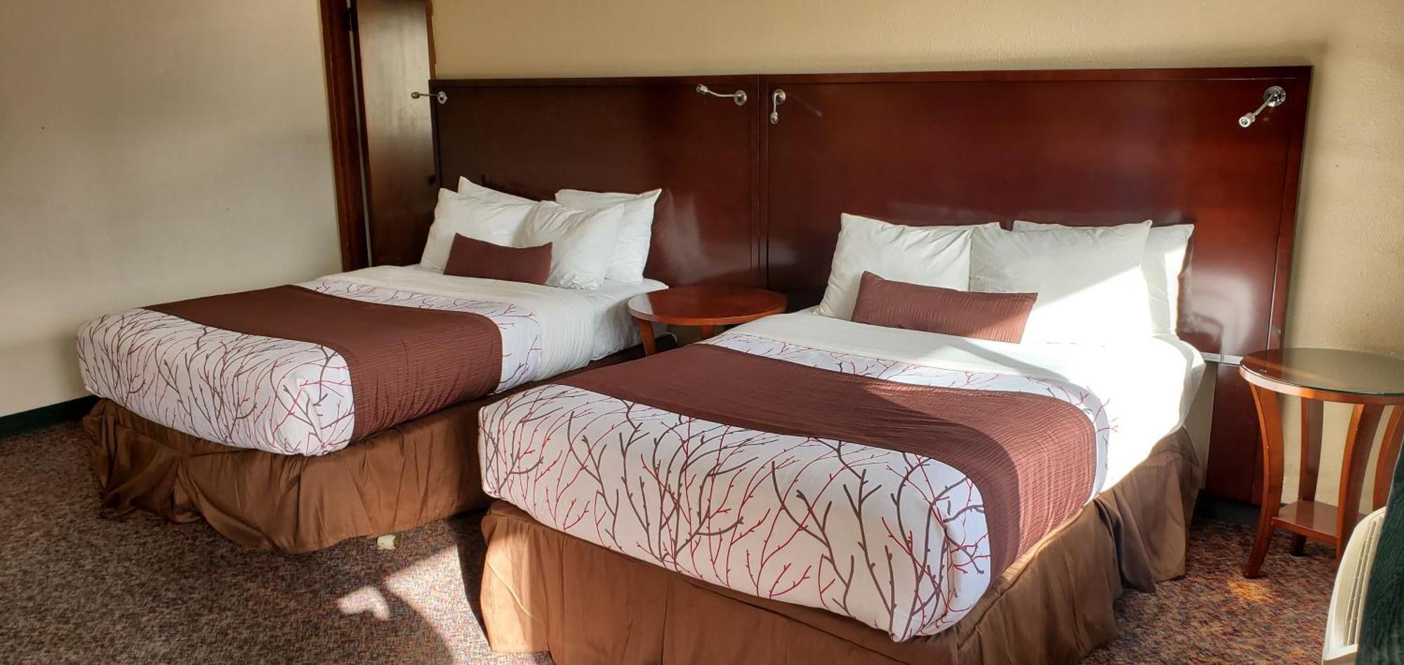 Olympic Inn & Suites Aberdeen Room photo